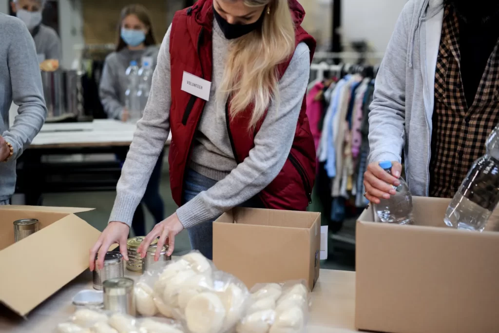 Rakesh Patel Helps With Food Distribution To The Needy